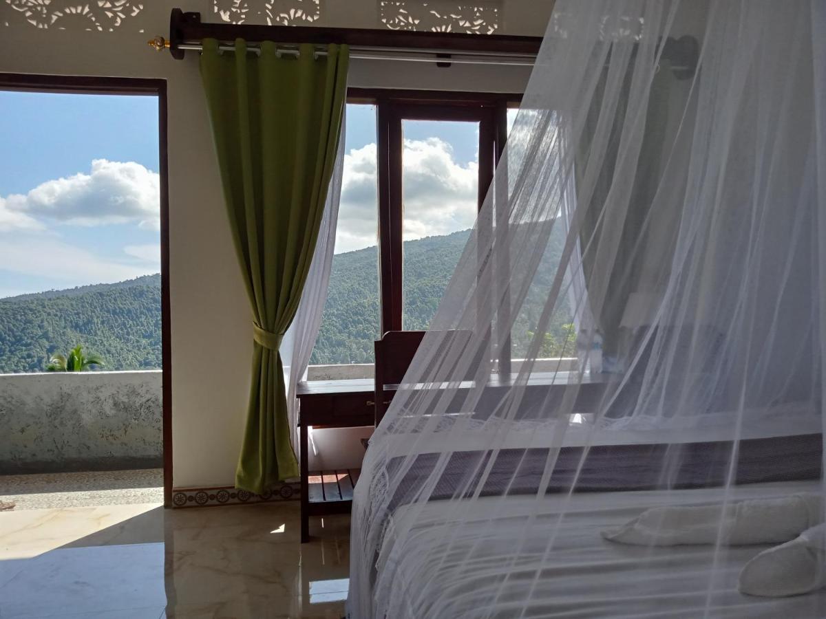 Aris Homestay And Warung Made Мундук Экстерьер фото
