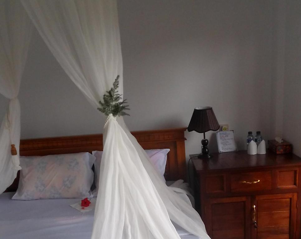 Aris Homestay And Warung Made Мундук Экстерьер фото