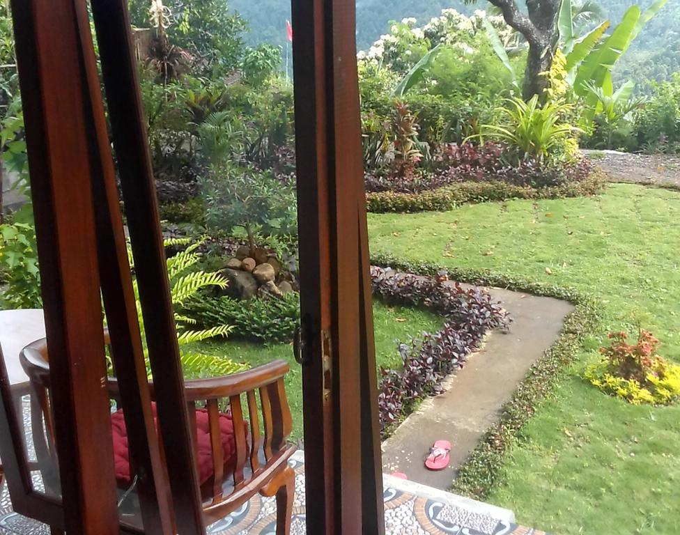 Aris Homestay And Warung Made Мундук Экстерьер фото