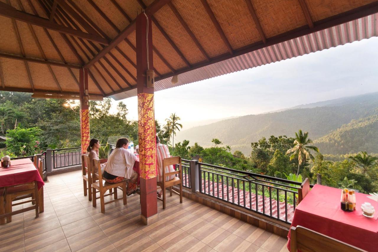 Aris Homestay And Warung Made Мундук Экстерьер фото
